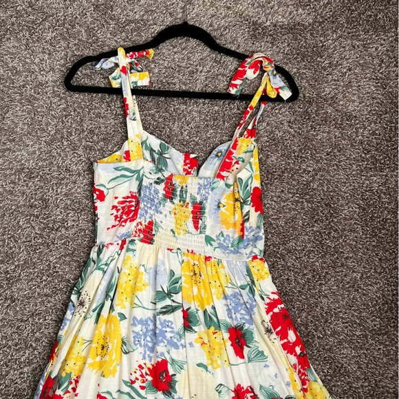 Urban Outfitters Floral Dress NWOT - Picture 5 of 11